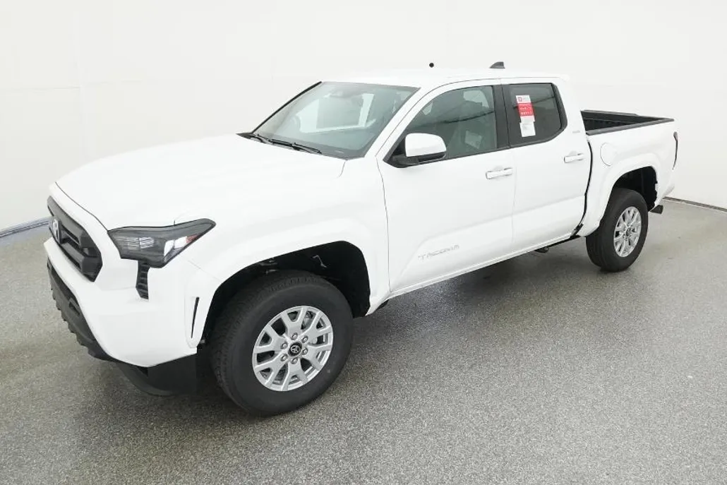 2025 Toyota Tacoma SR5 4x4 Double Cab photo 1