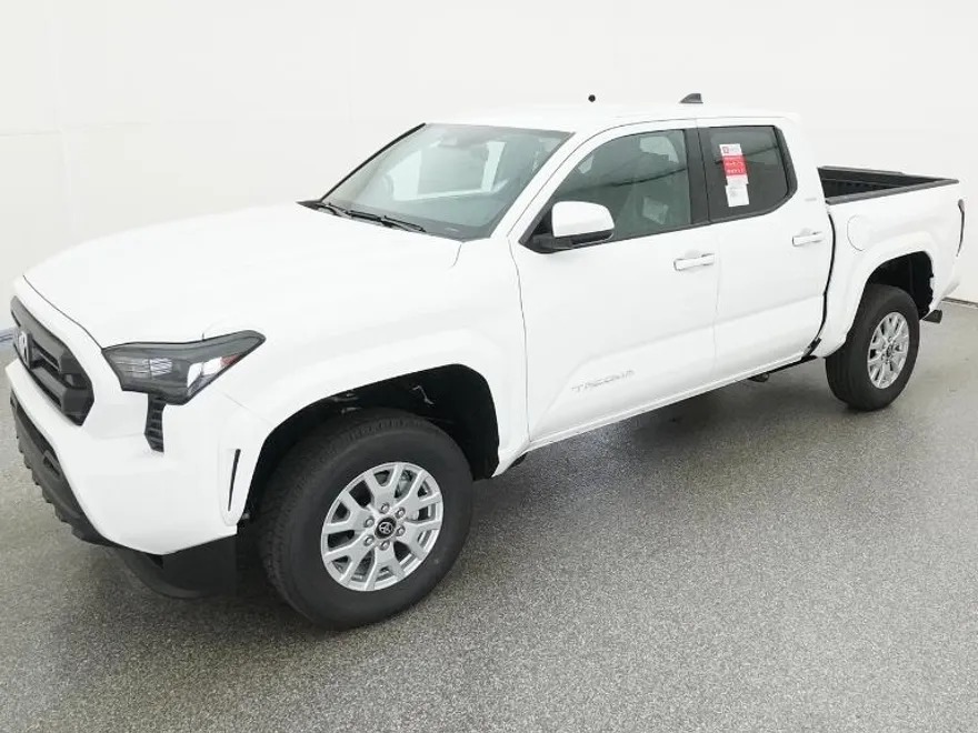 2025 Toyota Tacoma SR5 4x4 Double Cab photo 1