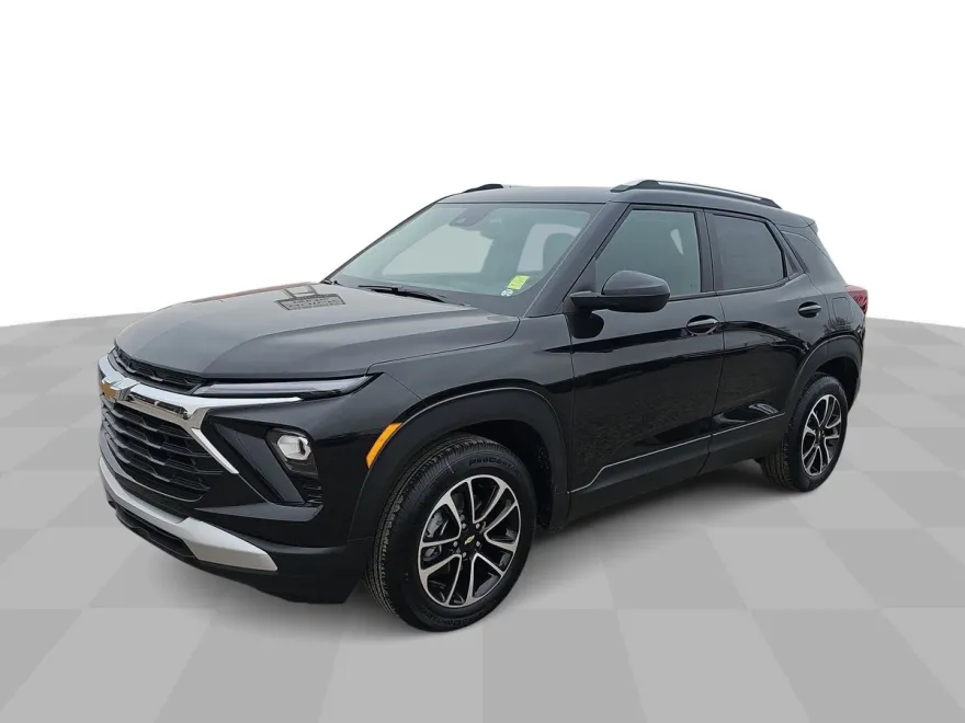 2025 Chevrolet Trailblazer LT photo 1