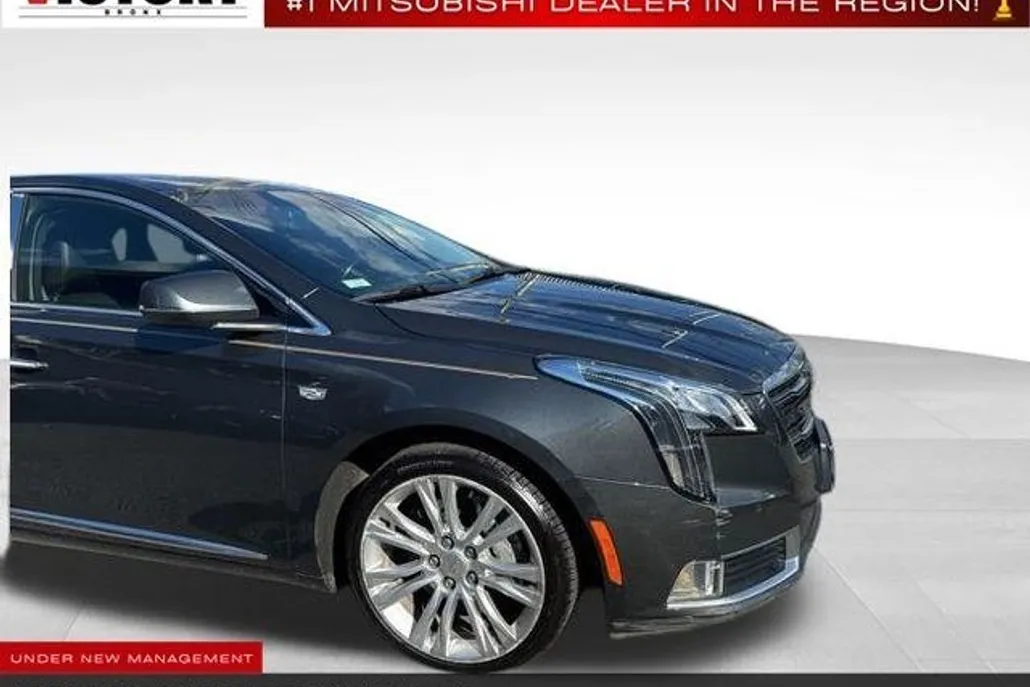 2018 Cadillac XTS Luxury photo 1