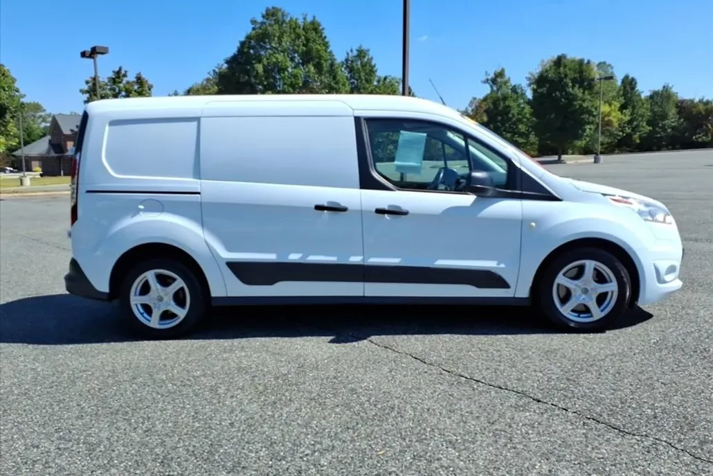 2018 Ford Transit Van XLT photo 1
