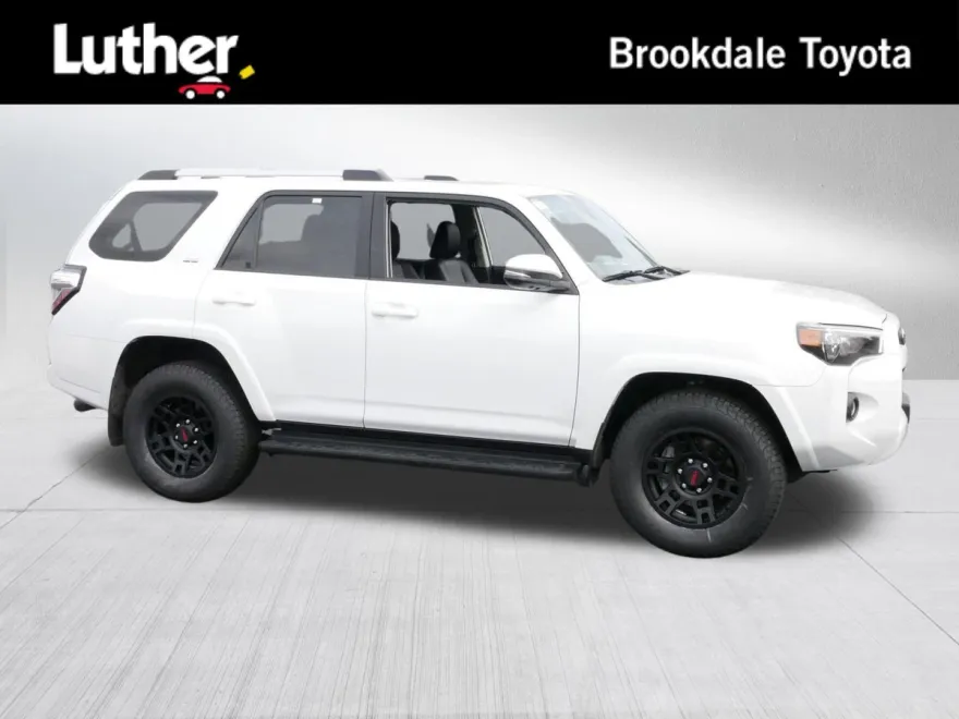 2024 Toyota 4Runner SR5 Premium photo 1
