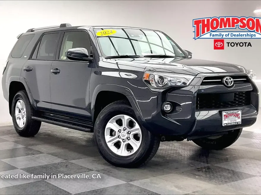 2024 Toyota 4Runner SR5 photo 1