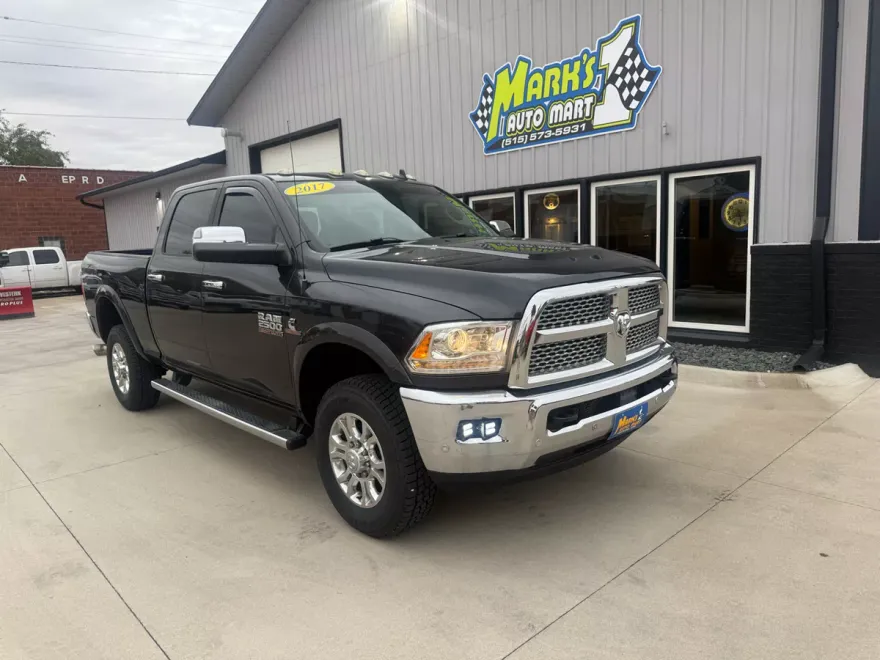 2017 Ram 2500 Laramie photo 1