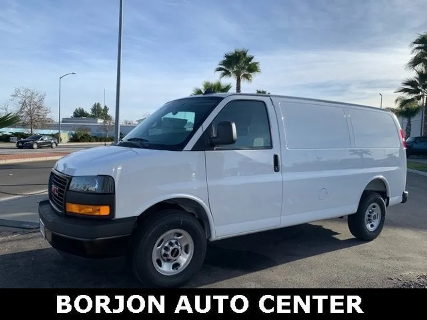 2024 Gmc Savana Cargo 2500 photo 1