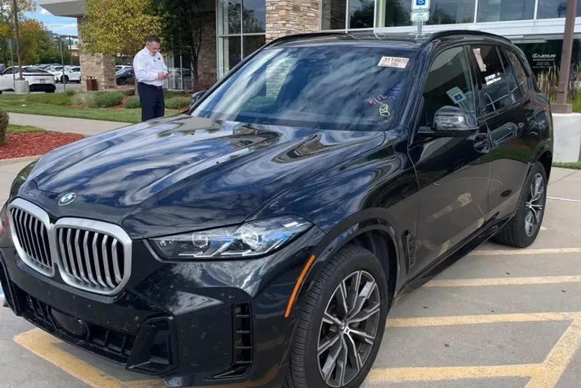 2025 Bmw X5 xDrive40i photo 1