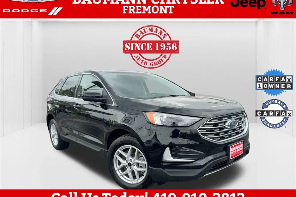 2023 Ford Edge SEL photo 1