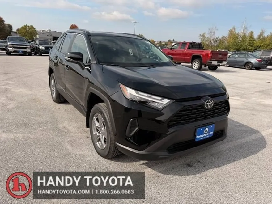 2025 Toyota RAV4 XLE photo 1