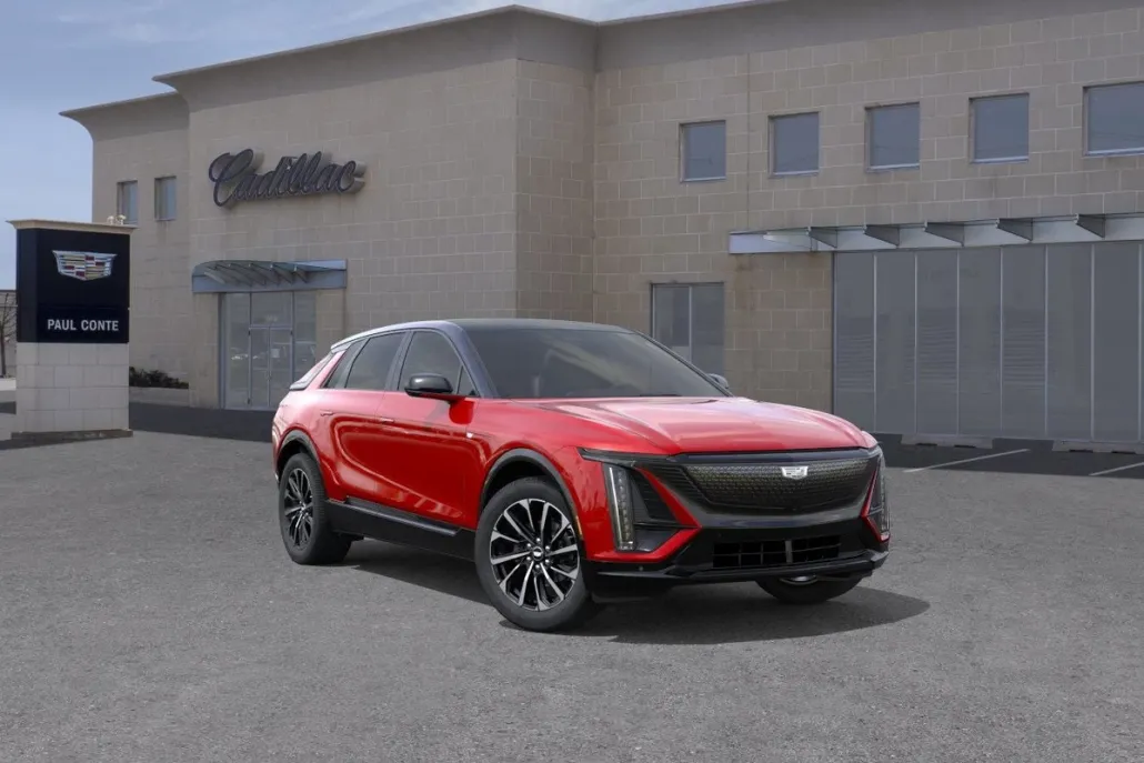 2025 Cadillac Lyriq Sport photo 1