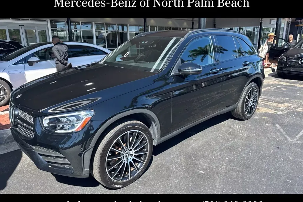 2022 Mercedes Benz GLC 300 photo 1