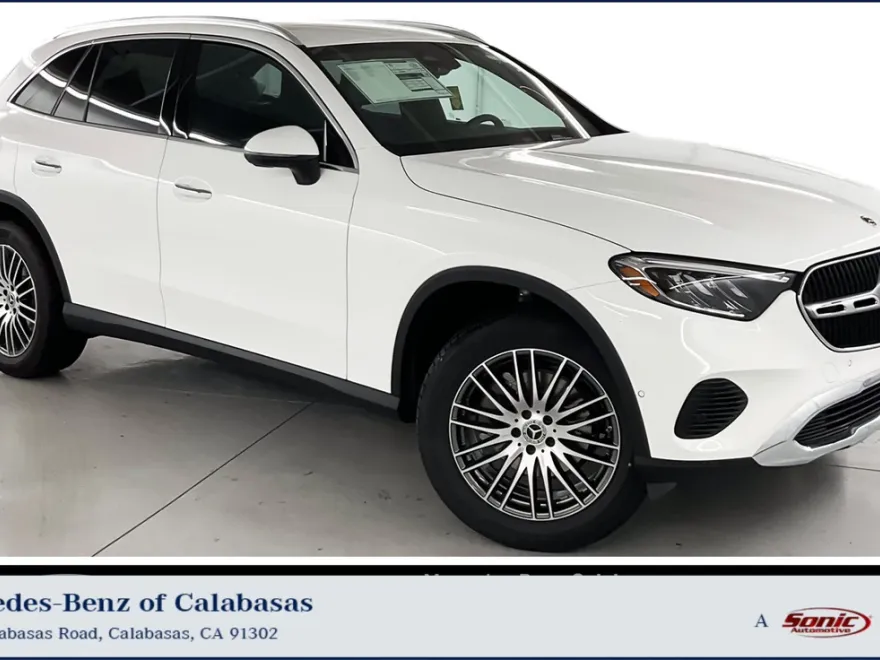 2025 Mercedes Benz GLC 300 photo 1