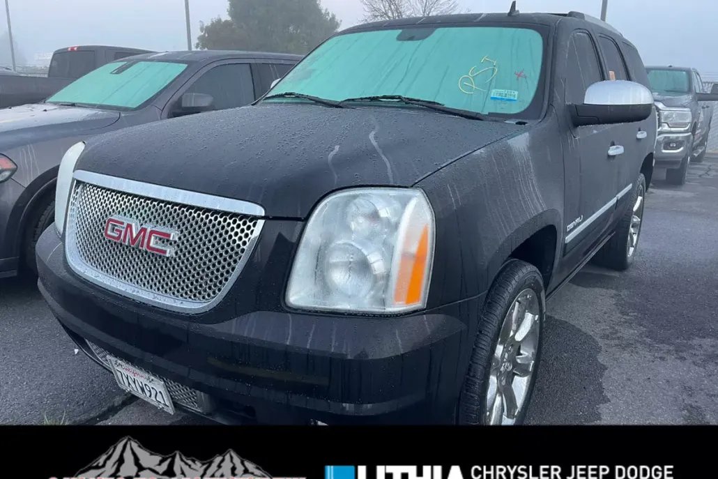 2013 Gmc Yukon Denali photo 1
