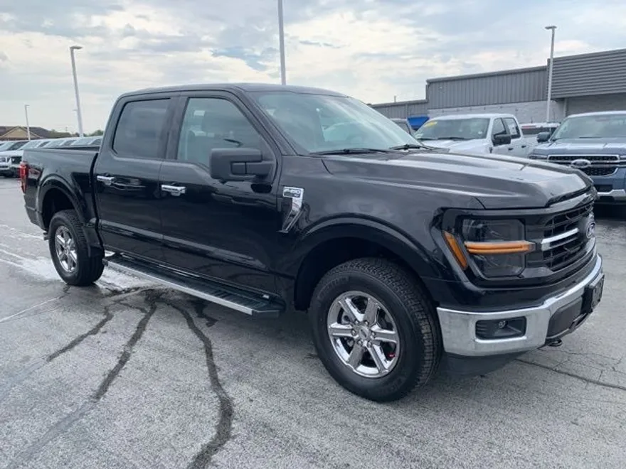 2024 Ford F-150 XLT photo 1