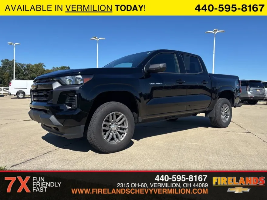 2023 Chevrolet Colorado LT photo 1