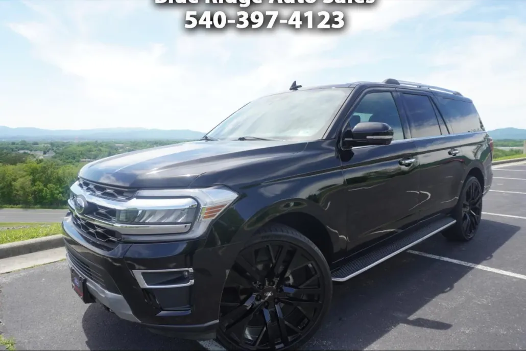 2022 Ford Expedition MAX Limited photo 1