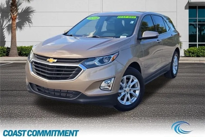 2019 Chevrolet Equinox LT photo 1