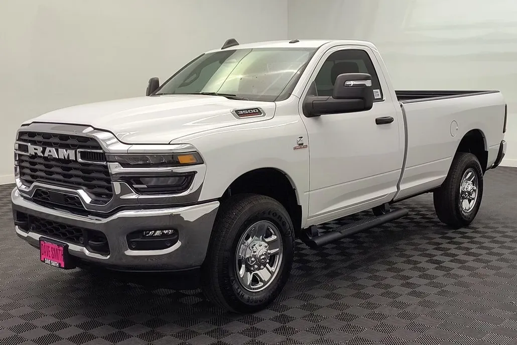 2025 Ram 3500 Tradesman photo 1