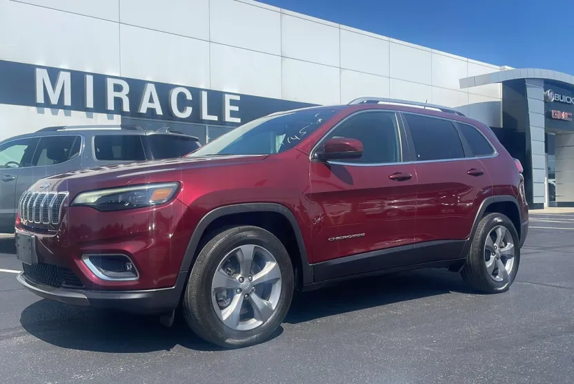 2019 Jeep Cherokee Limited photo 1