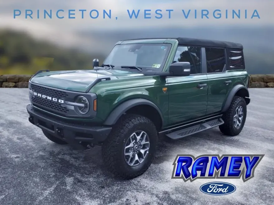 2024 Ford Bronco Badlands photo 1