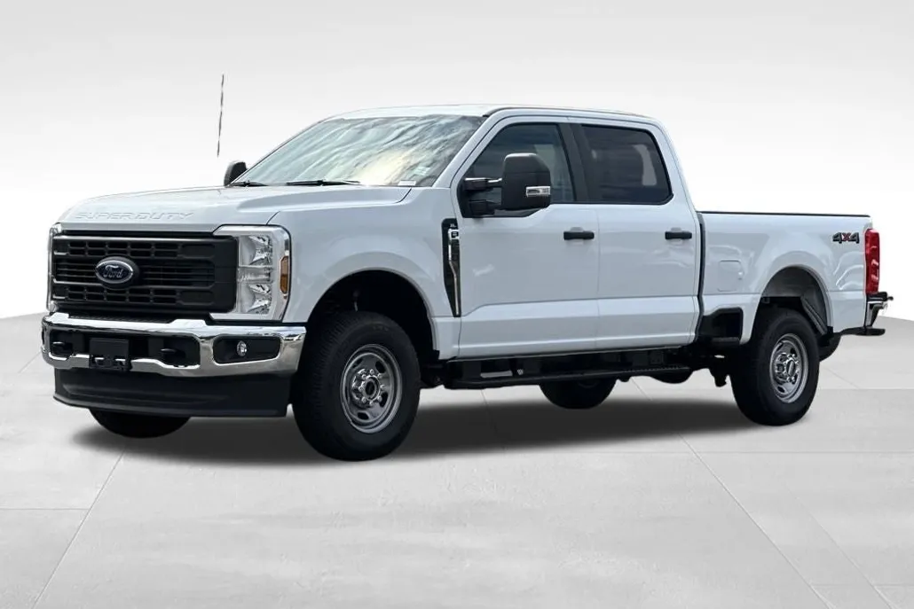 2025 Ford F-250 XL photo 1