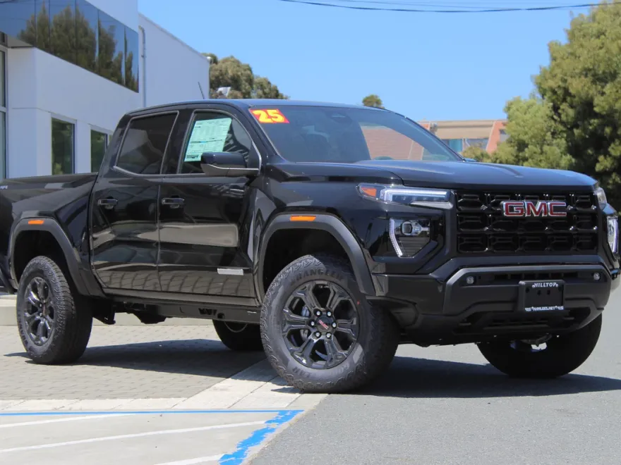 2025 Gmc Canyon Elevation photo 1