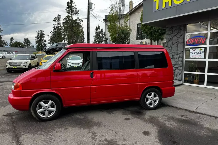2003 Volkswagen EuroVan MV Weekender photo 1