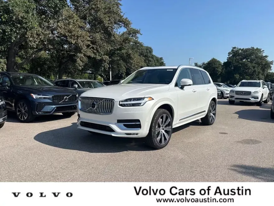 2025 Volvo XC90 Plus AWD photo 1
