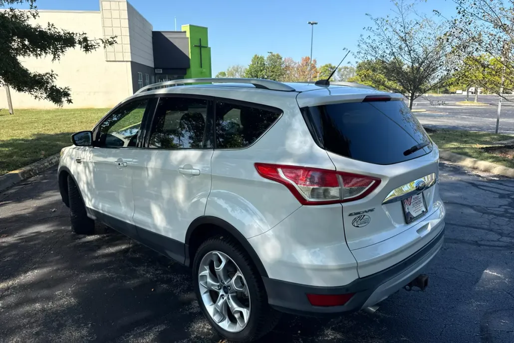 2015 Ford Escape Titanium photo 1
