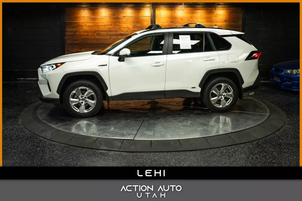 2021 Toyota RAV4 Hybrid XLE Premium photo 1