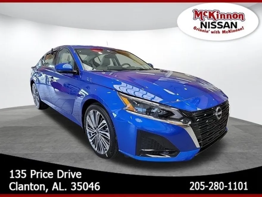 2025 Nissan Altima SL photo 1