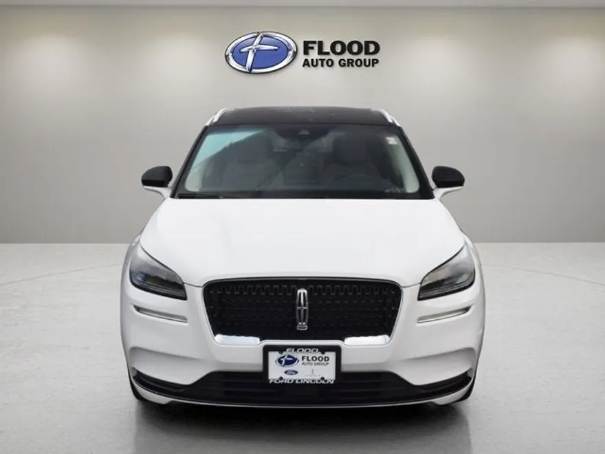 2022 Lincoln Corsair Standard photo 1