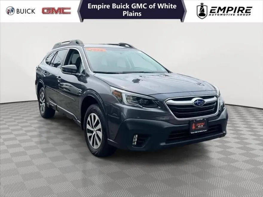 2022 Subaru Outback Premium photo 1