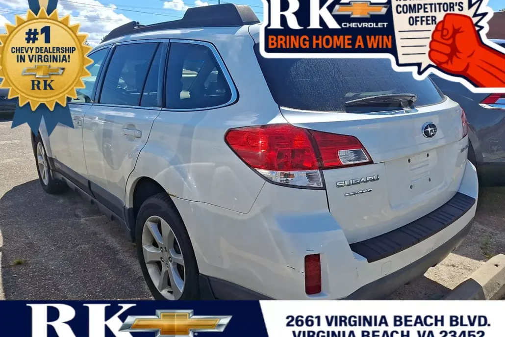 2013 Subaru Outback 2.5i Premium photo 1