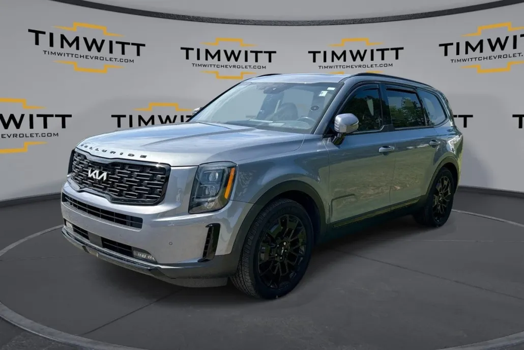 2022 Kia Telluride SX photo 1