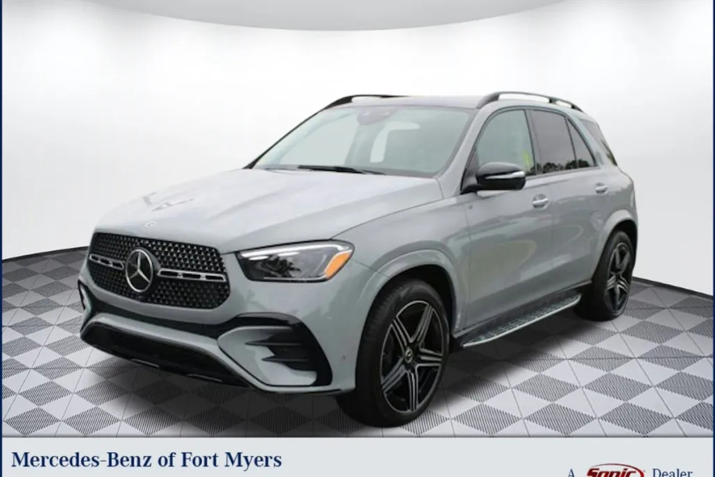 2025 Mercedes Benz GLE 350 4MATIC photo 1