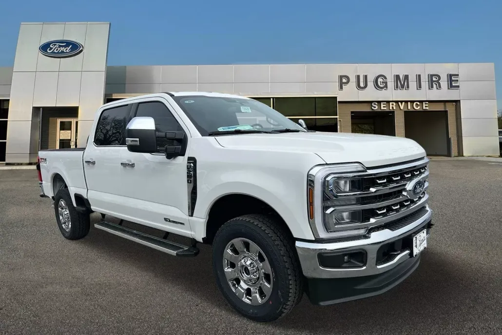 2025 Ford F-250 Lariat photo 1