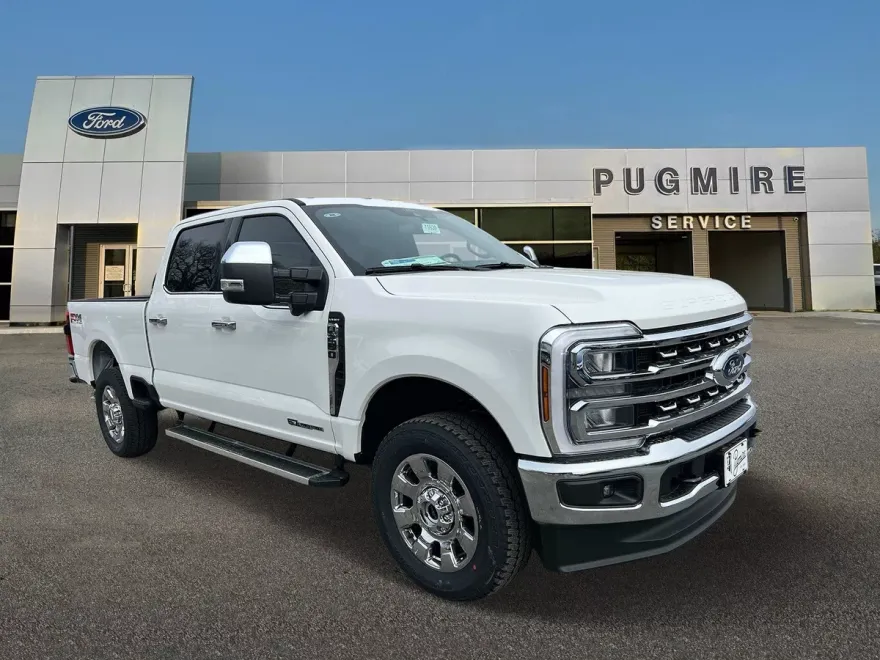 2025 Ford F-250 Lariat photo 1