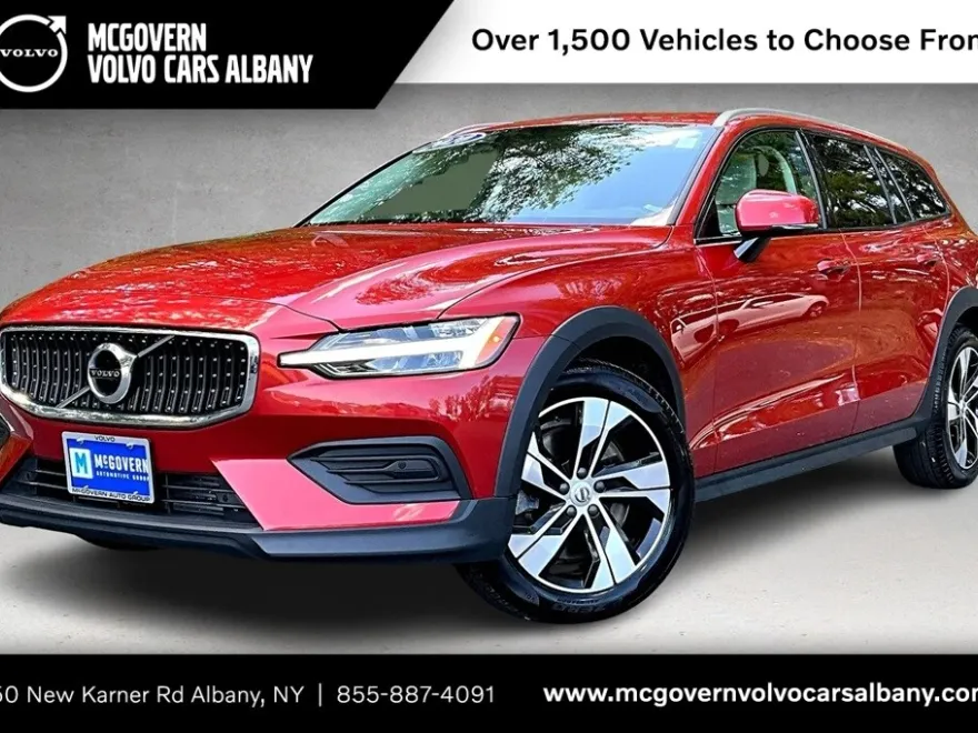 2020 Volvo V60 Cross Country T5 Ultimate photo 1