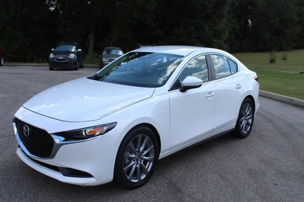 2022 Mazda Mazda3 Select photo 1