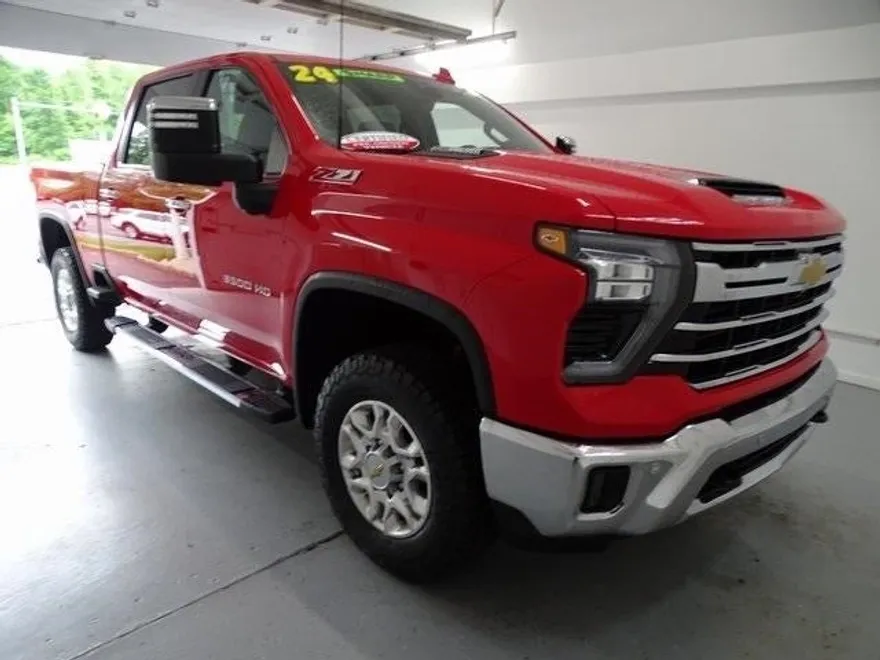 2024 Chevrolet Silverado 3500HD LTZ photo 1