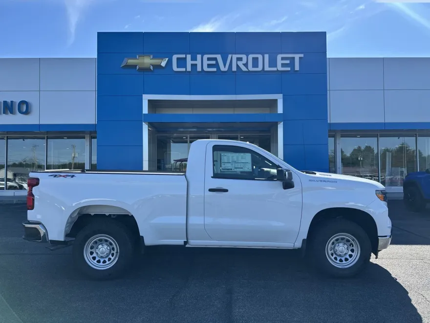 2025 Chevrolet Silverado 1500 photo 1