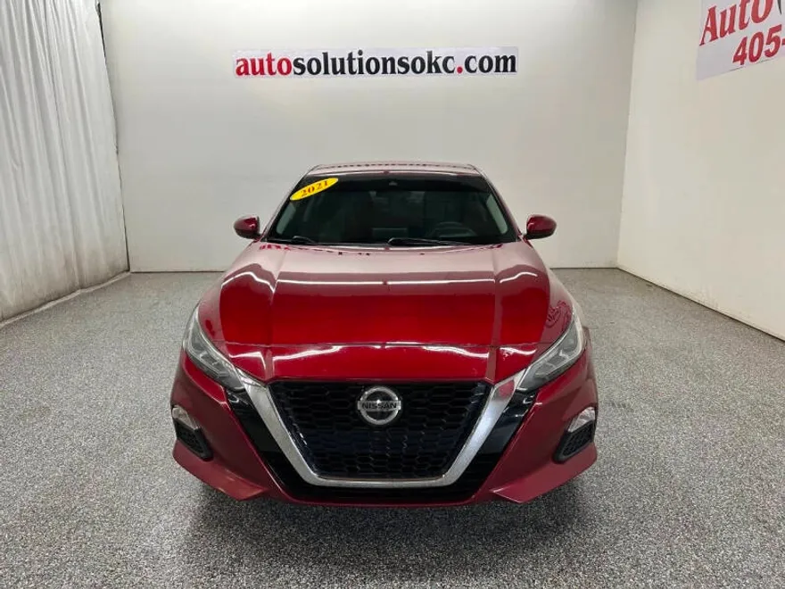 2021 Nissan Altima 2.5 SV photo 1