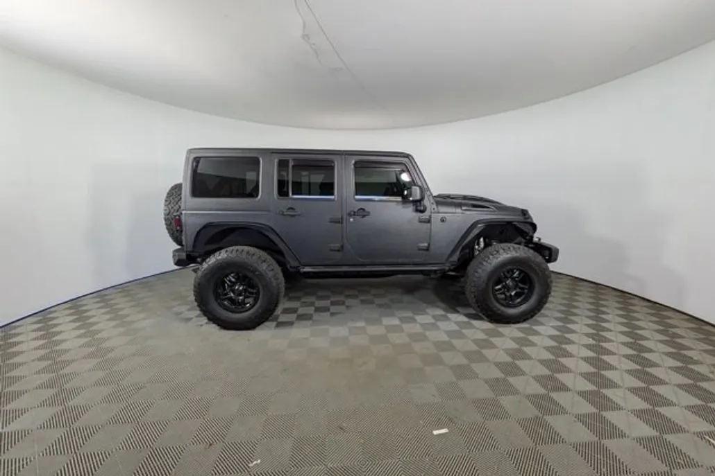 2015 Jeep Wrangler Unlimited Sport photo 1