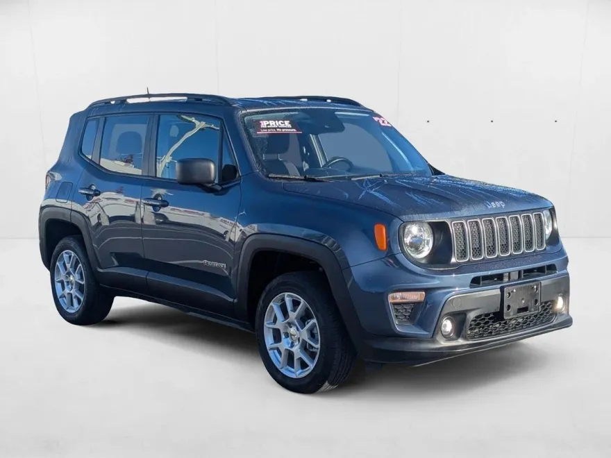 2022 Jeep Renegade Latitude photo 1