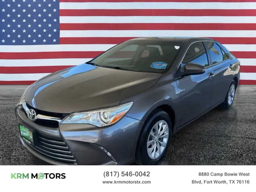2021 Toyota Camry SE photo 1