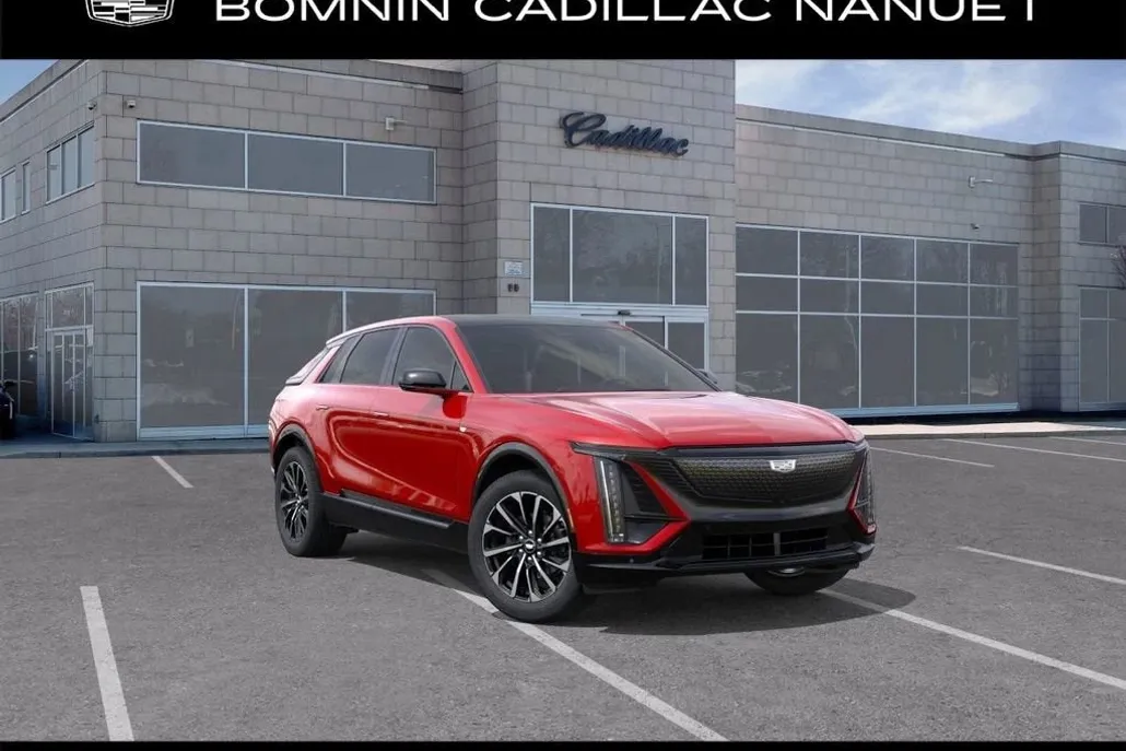 2025 Cadillac Lyriq Sport photo 1