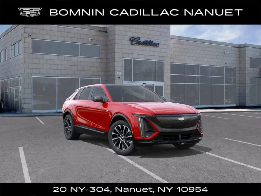 2025 Cadillac Lyriq Sport photo 1