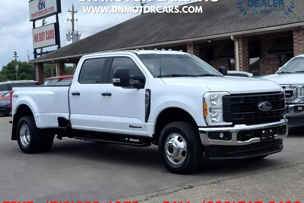 2023 Ford F-350 XL photo 1