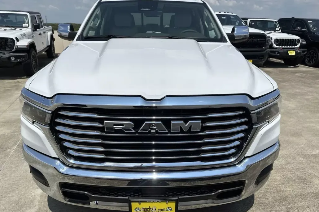 2025 Ram 1500 Laramie photo 1