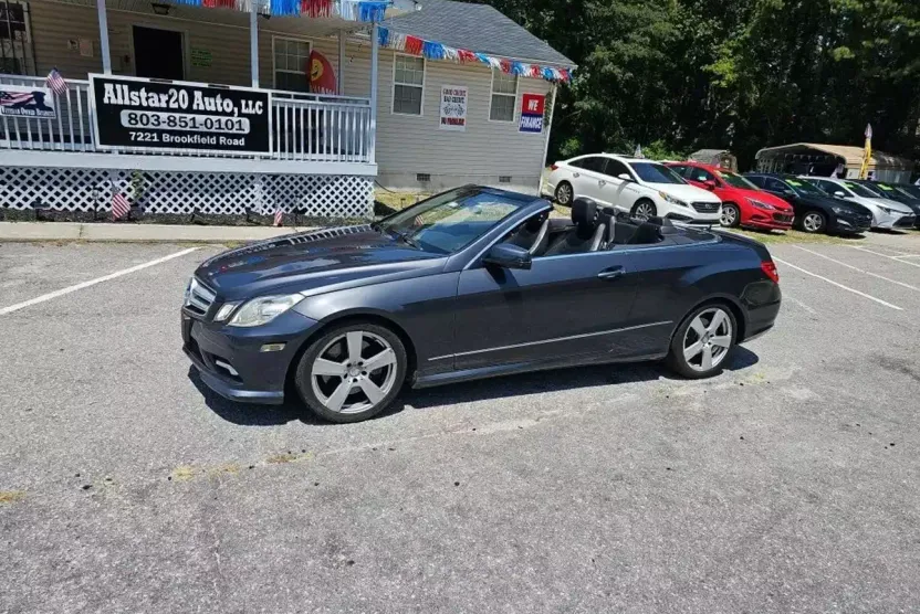 2011 Mercedes Benz E 550 photo 1